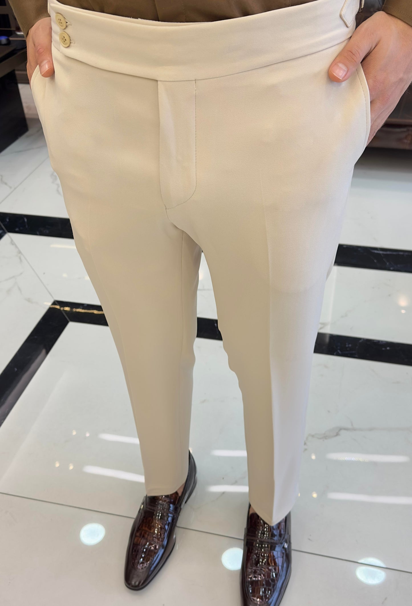 Light Beige Slim Fit Solid Waistband Pants