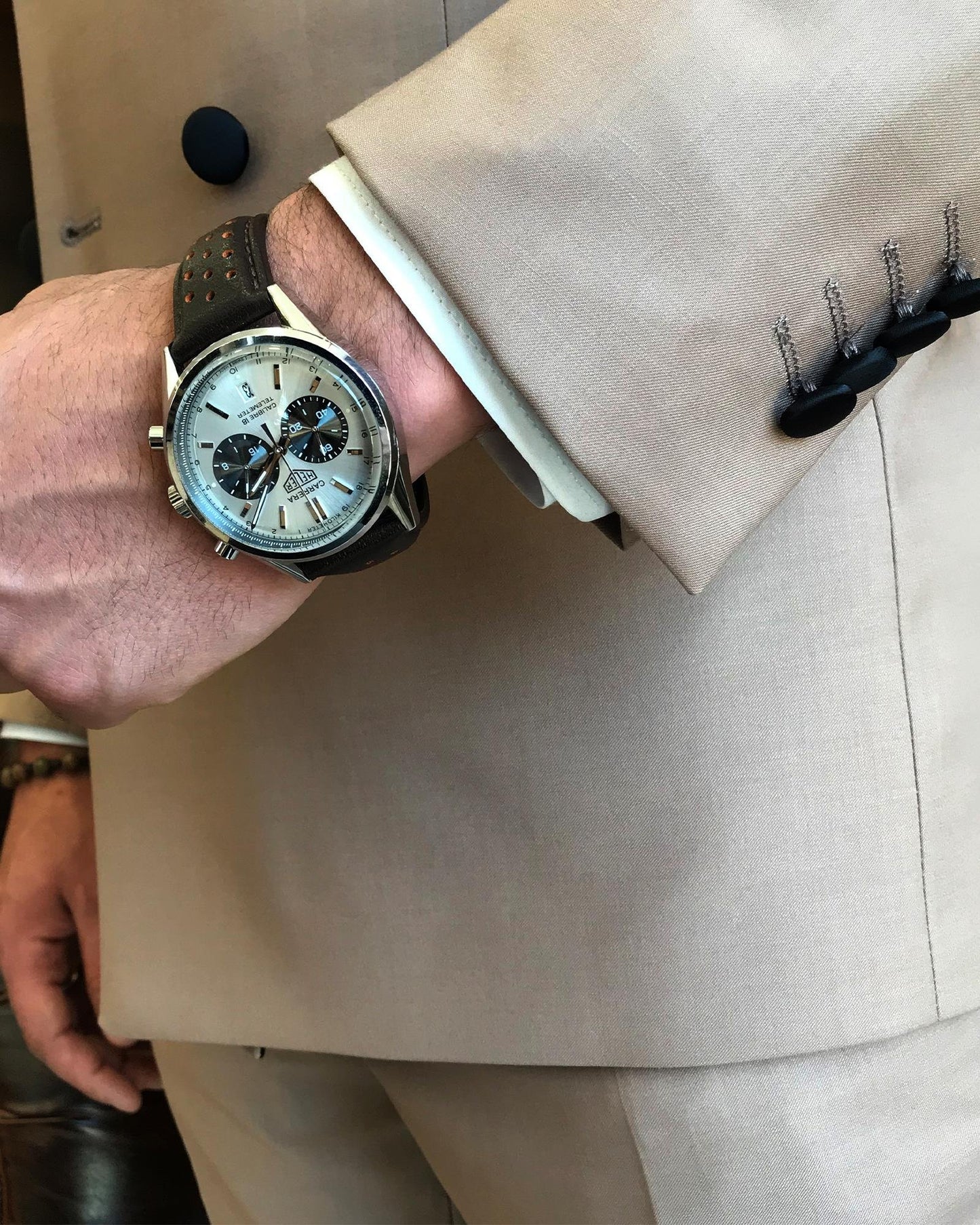 Frederick Camel Solid Slim-Fit Double-Breasted Tuxedo