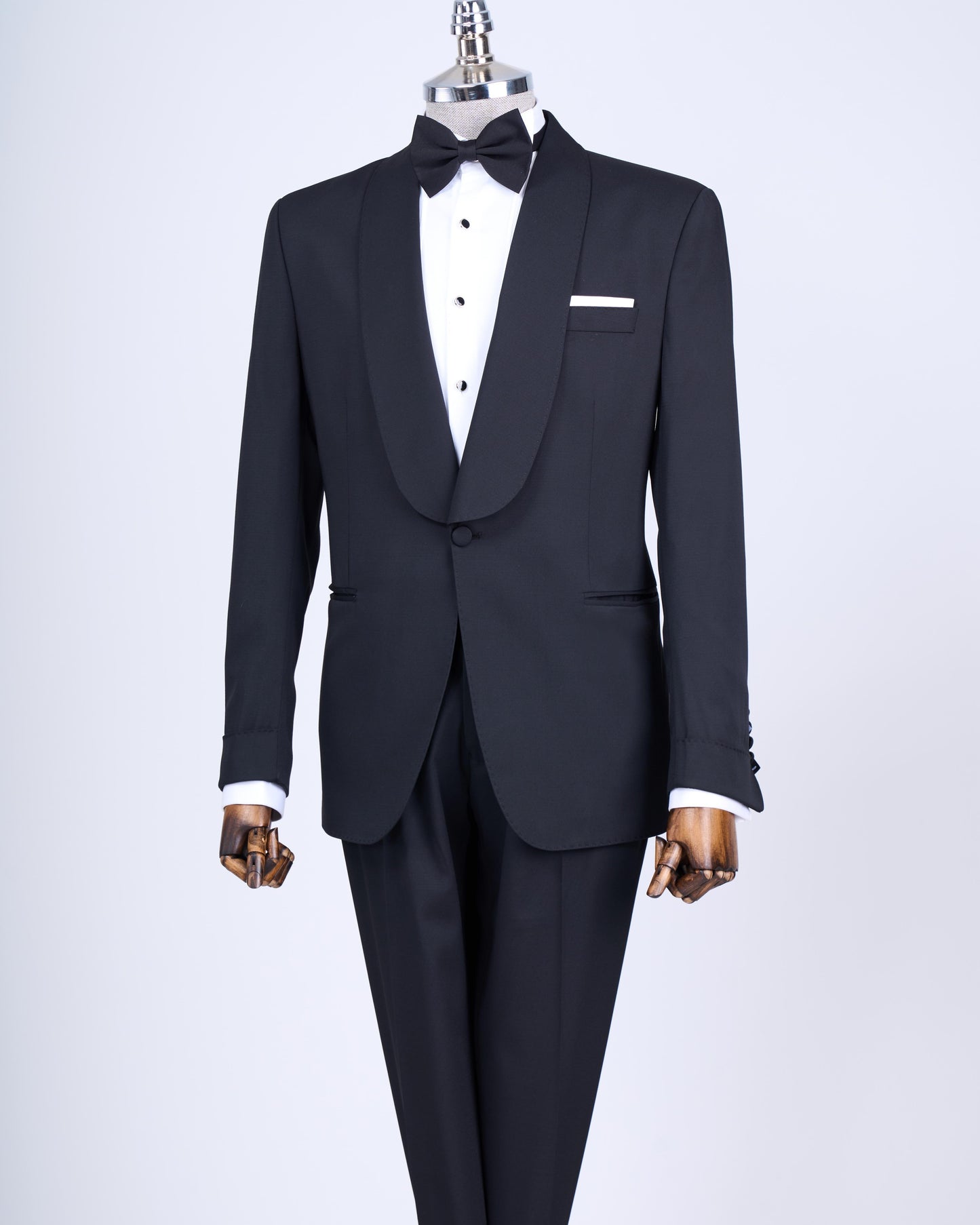 Lucian Black Solid Slim-Fit Tuxedo