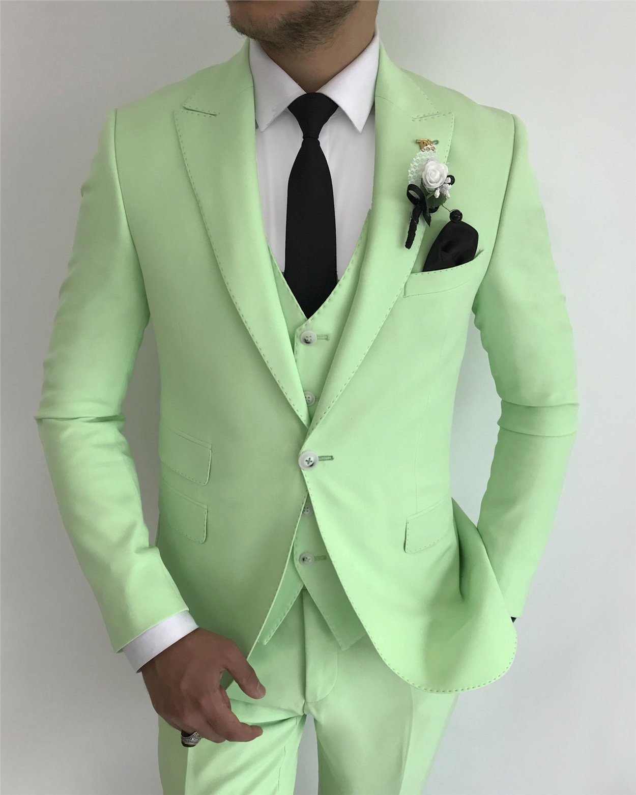 Langston Green Solid Slim Fit Suit