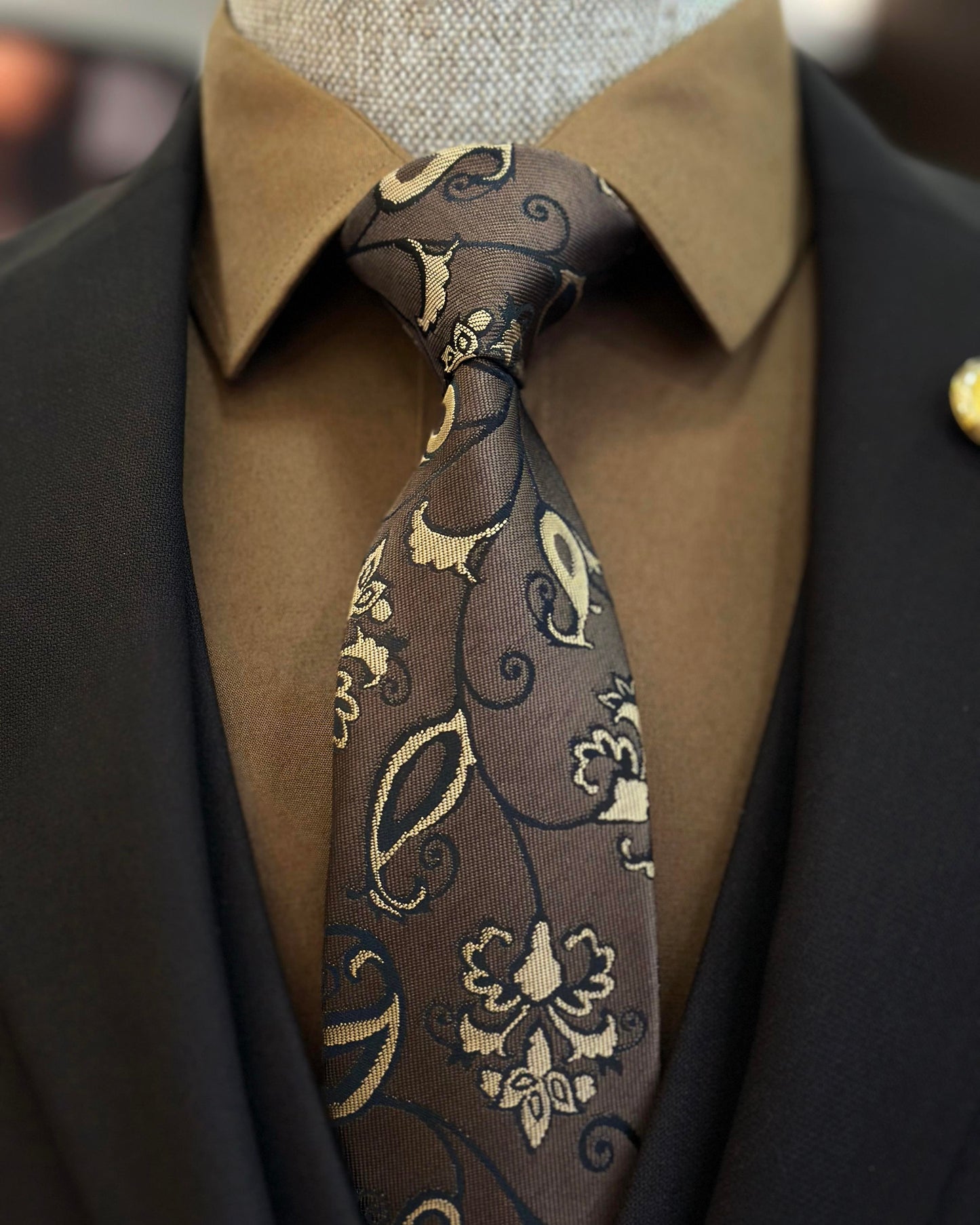 Octavius Brown Solid Slim Fit Suit