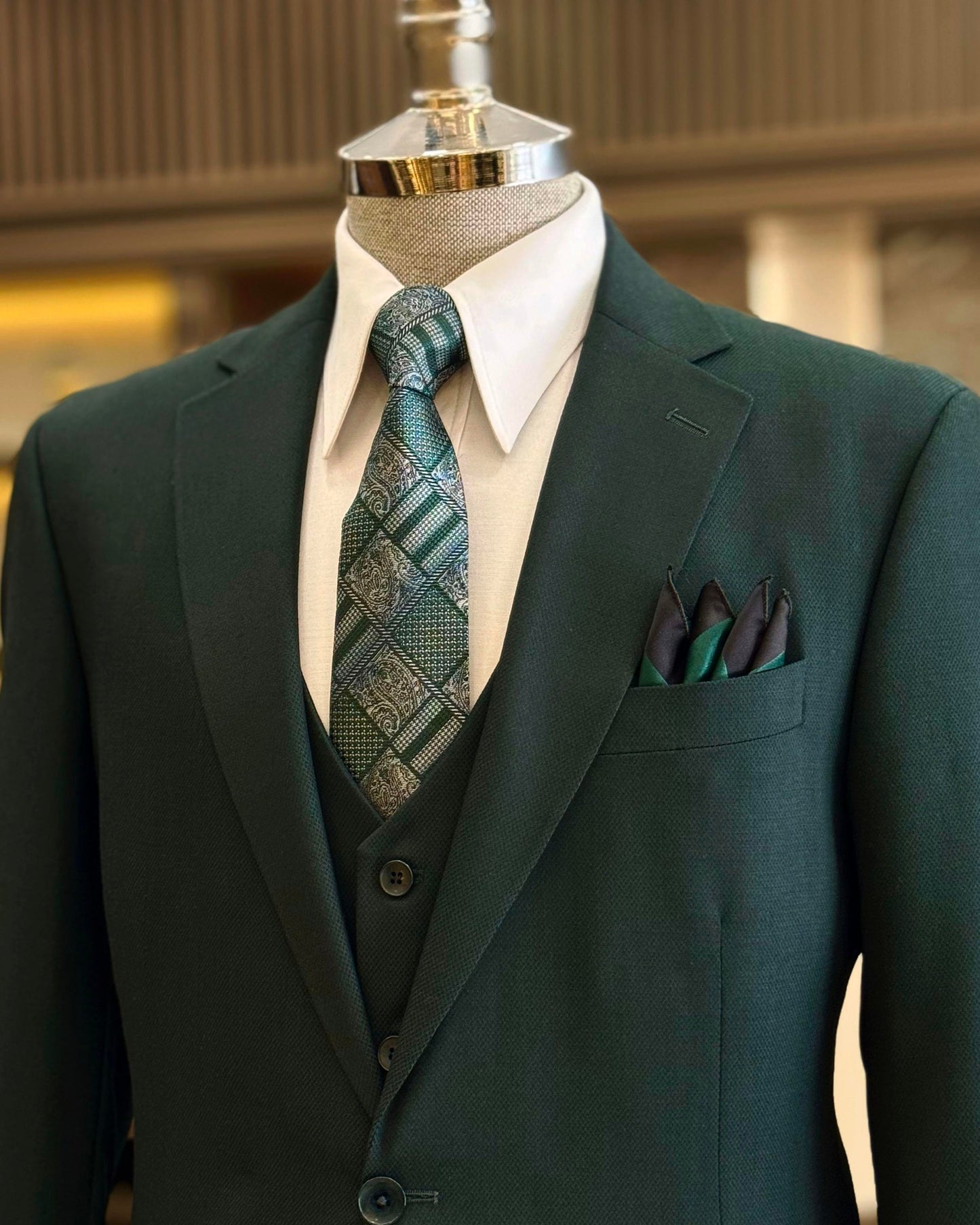 Montgomery Green Solid Slim Fit Suit