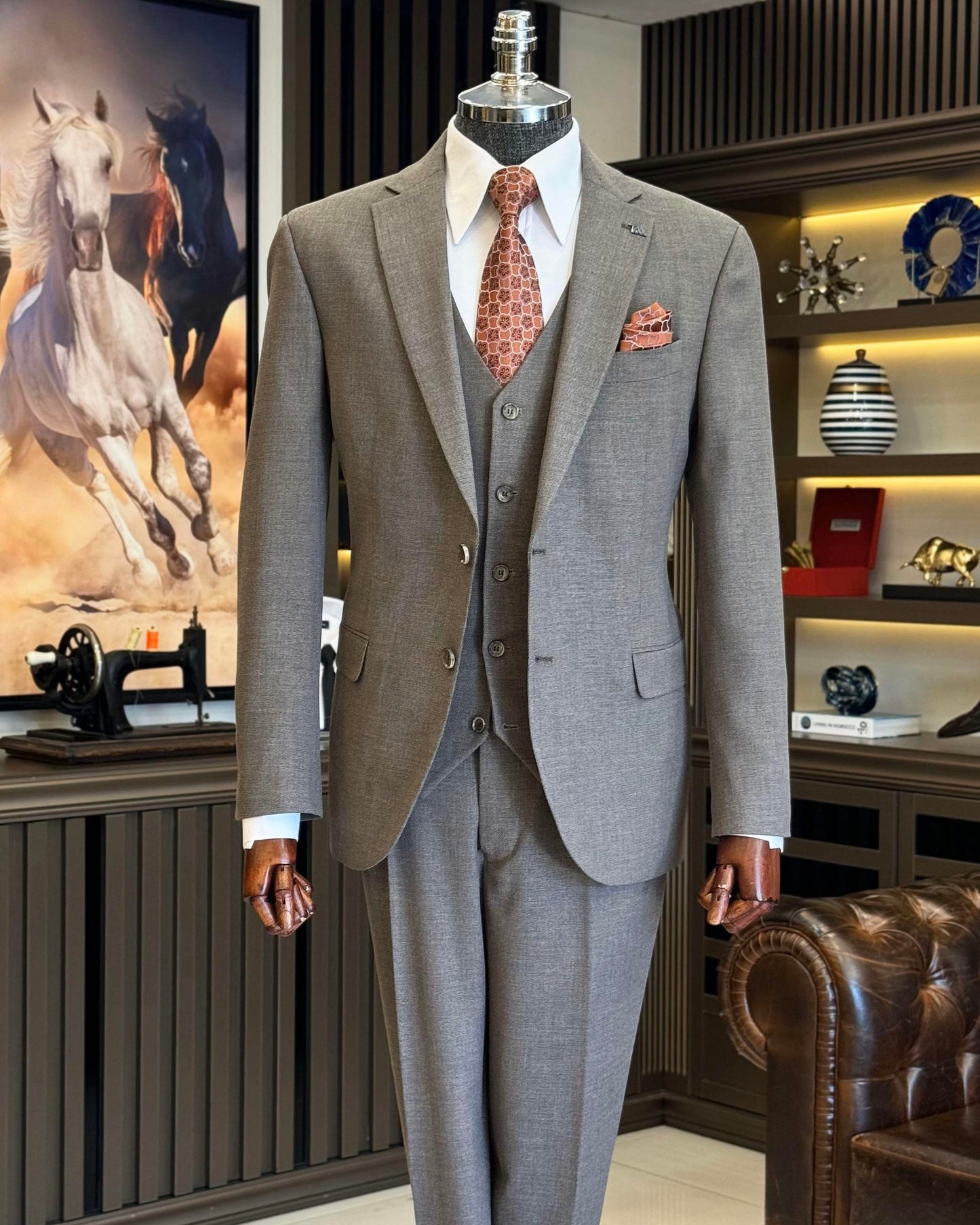 Oakley Brown Solid Slim Fit Suit