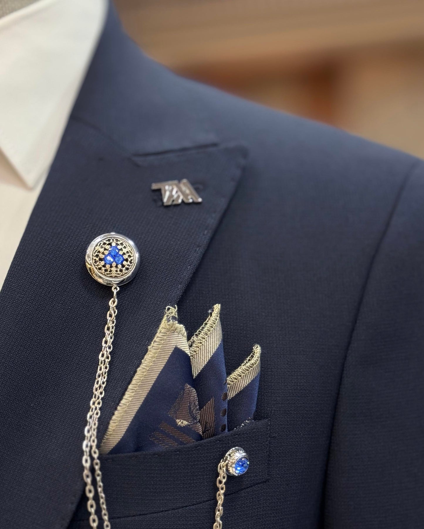 Nolan Navy Blue Solid Slim Fit Suit
