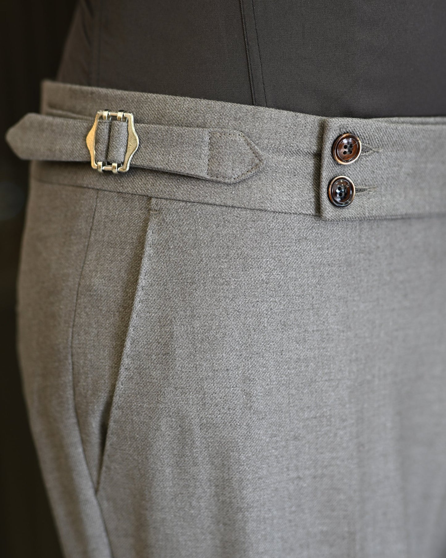 Urbain Mink Solid Slim Fit Suit