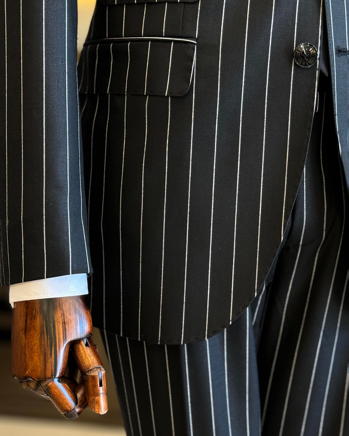 Victoriano Black Striped Slim Fit Suit