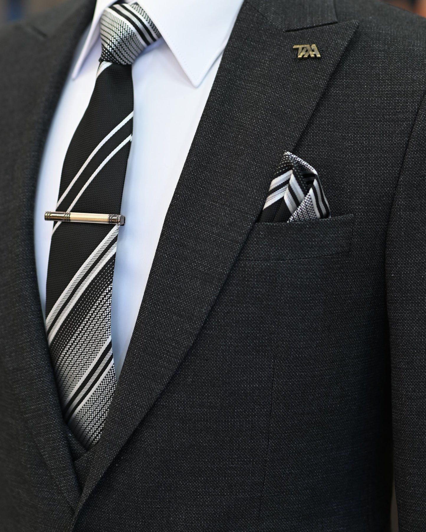 Nicodemus Anthracite Houndstooth Slim Fit Suit