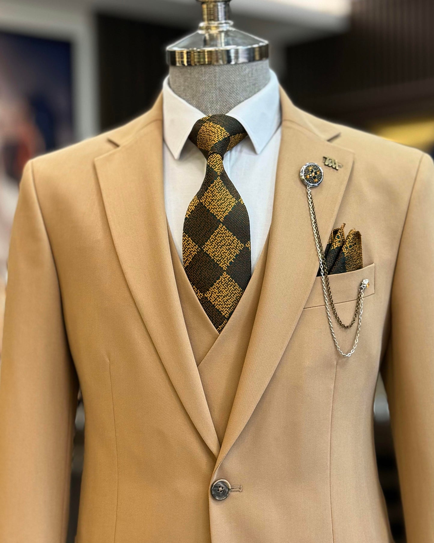 Jasper Camel Solid Slim Fit Suit