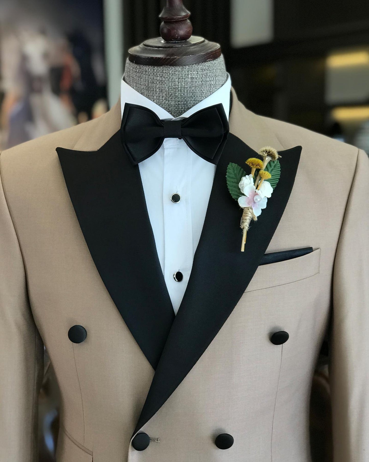 Frederick Camel Solid Slim-Fit Double-Breasted Tuxedo