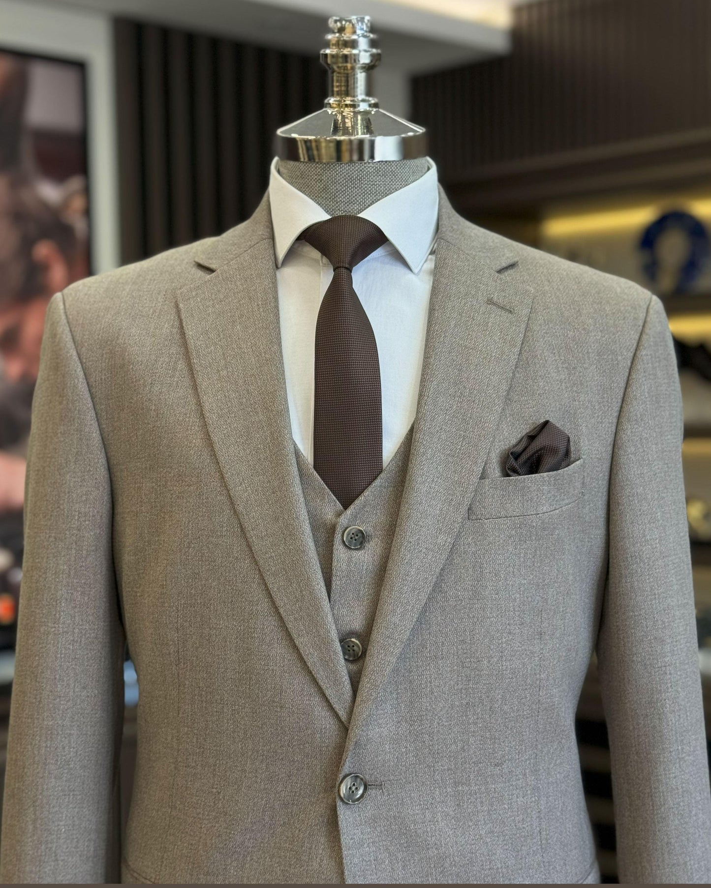 Oberon Mink Solid Slim Fit Suit