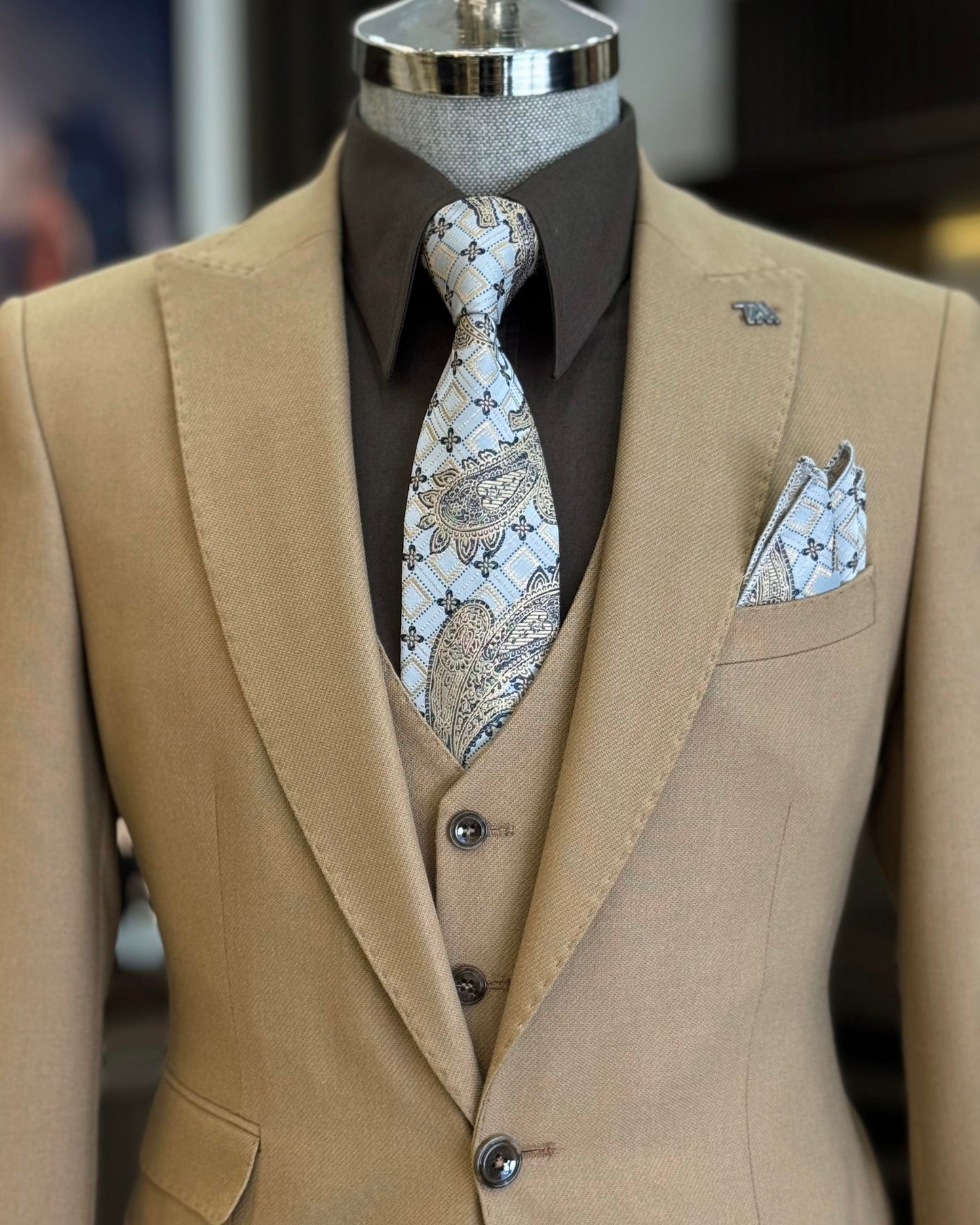 Lawson Camel Solid Slim Fit Suit