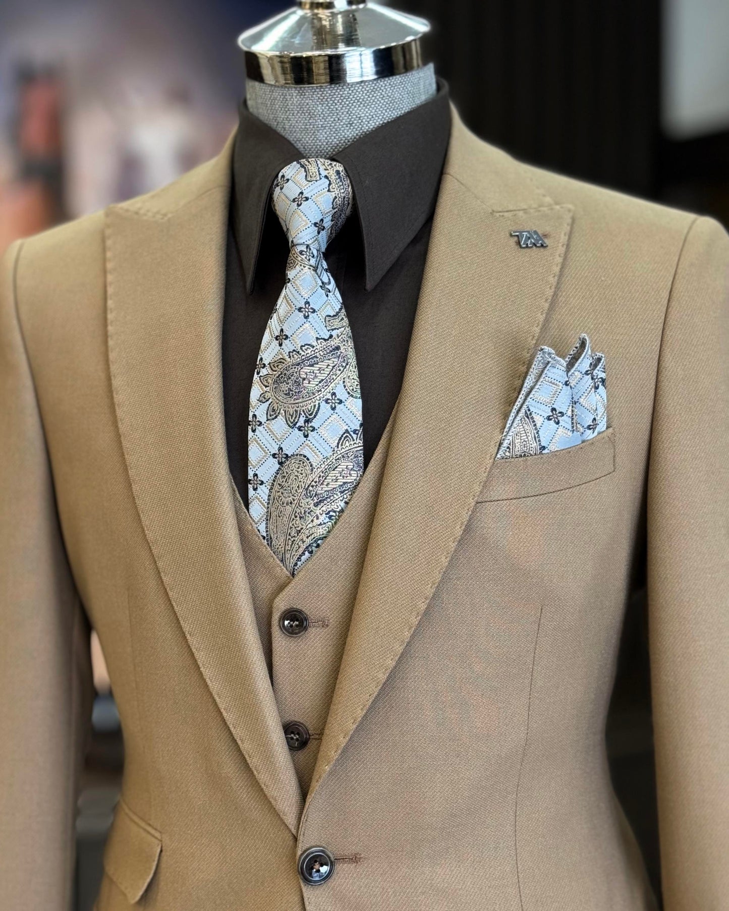 Lawson Camel Solid Slim Fit Suit