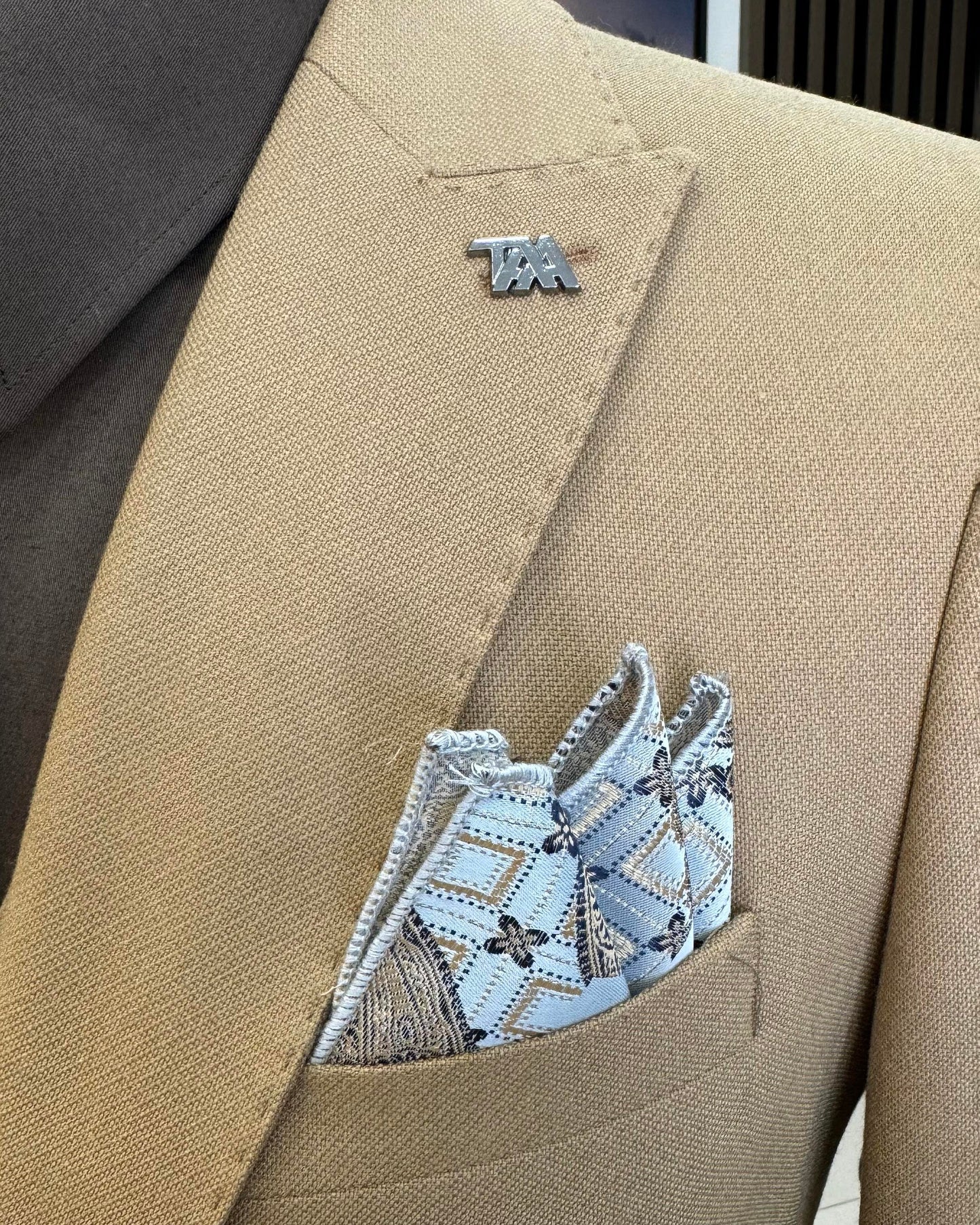 Lawson Camel Solid Slim Fit Suit