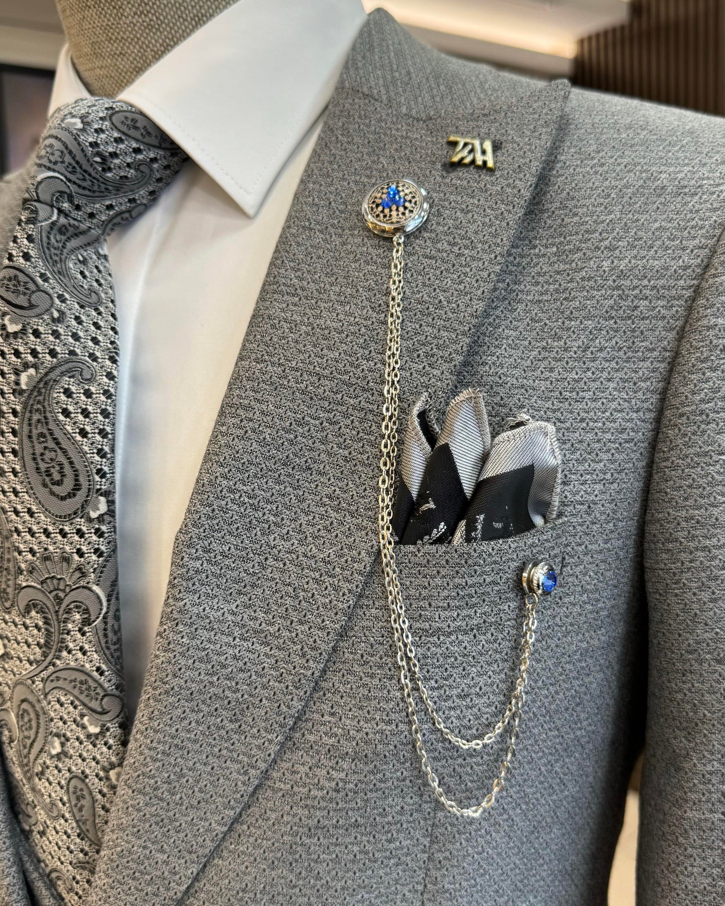 Knox Gray Solid Slim Fit Suit