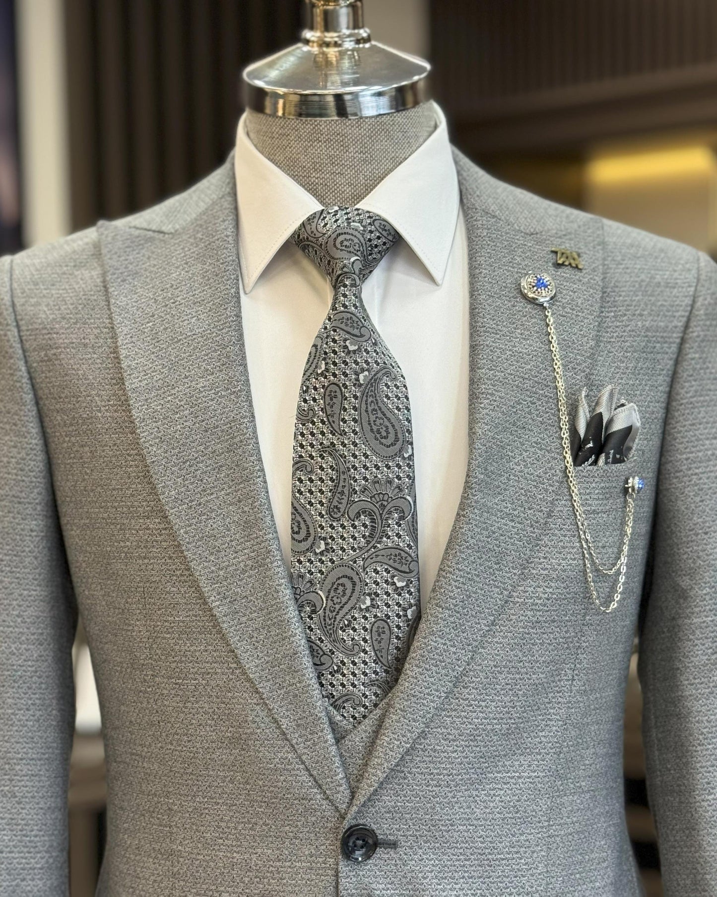 Knox Gray Solid Slim Fit Suit