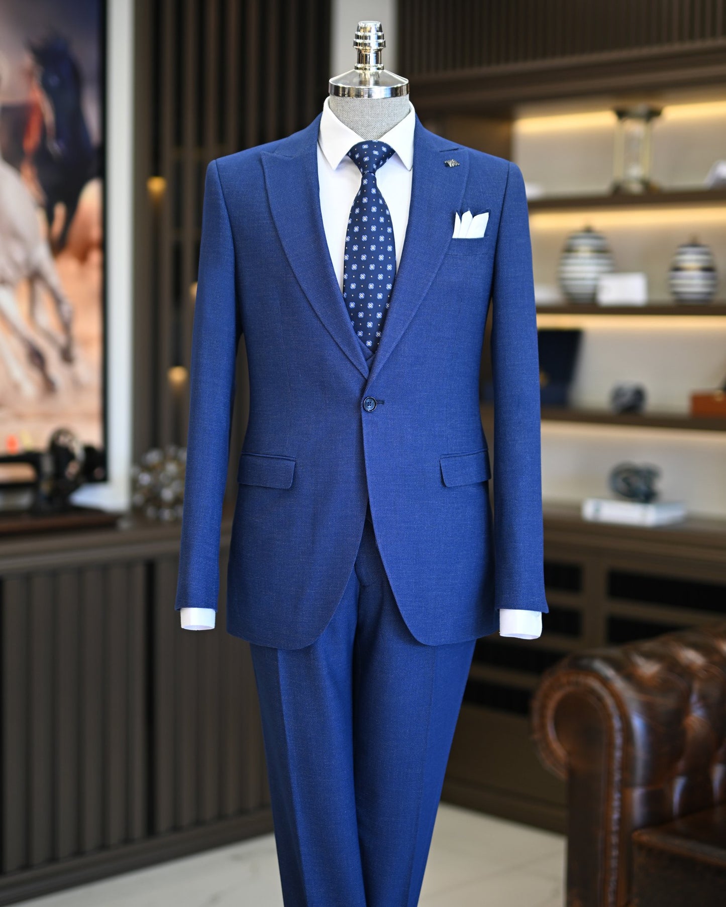 Lennon Blue Solid Slim Fit Suit