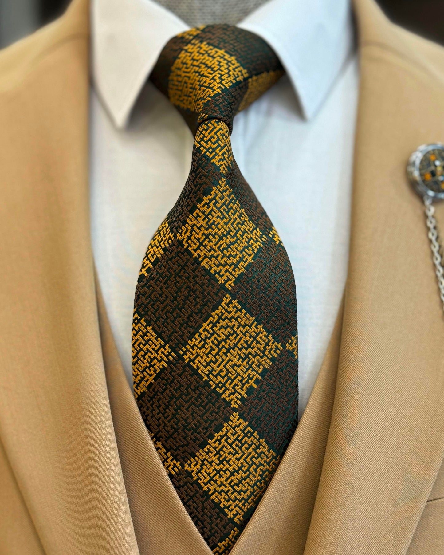Jasper Camel Solid Slim Fit Suit